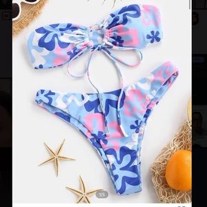 Floral bandeau bikini